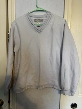 Savannah V-Neck Sweater in Light blue